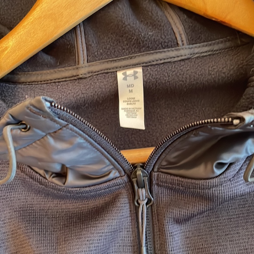 Under Amour Jacket - Picture 2 of 4